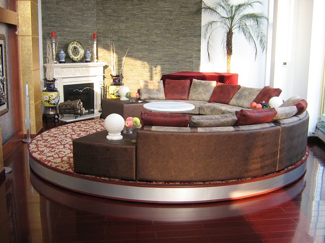 revolving stage of living room